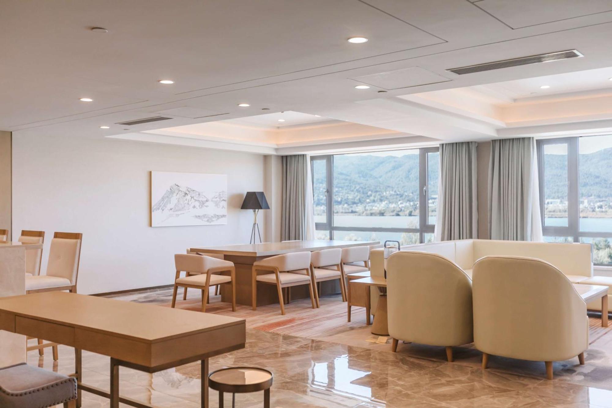 Отель Hilton Lijiang Лицзян Экстерьер фото