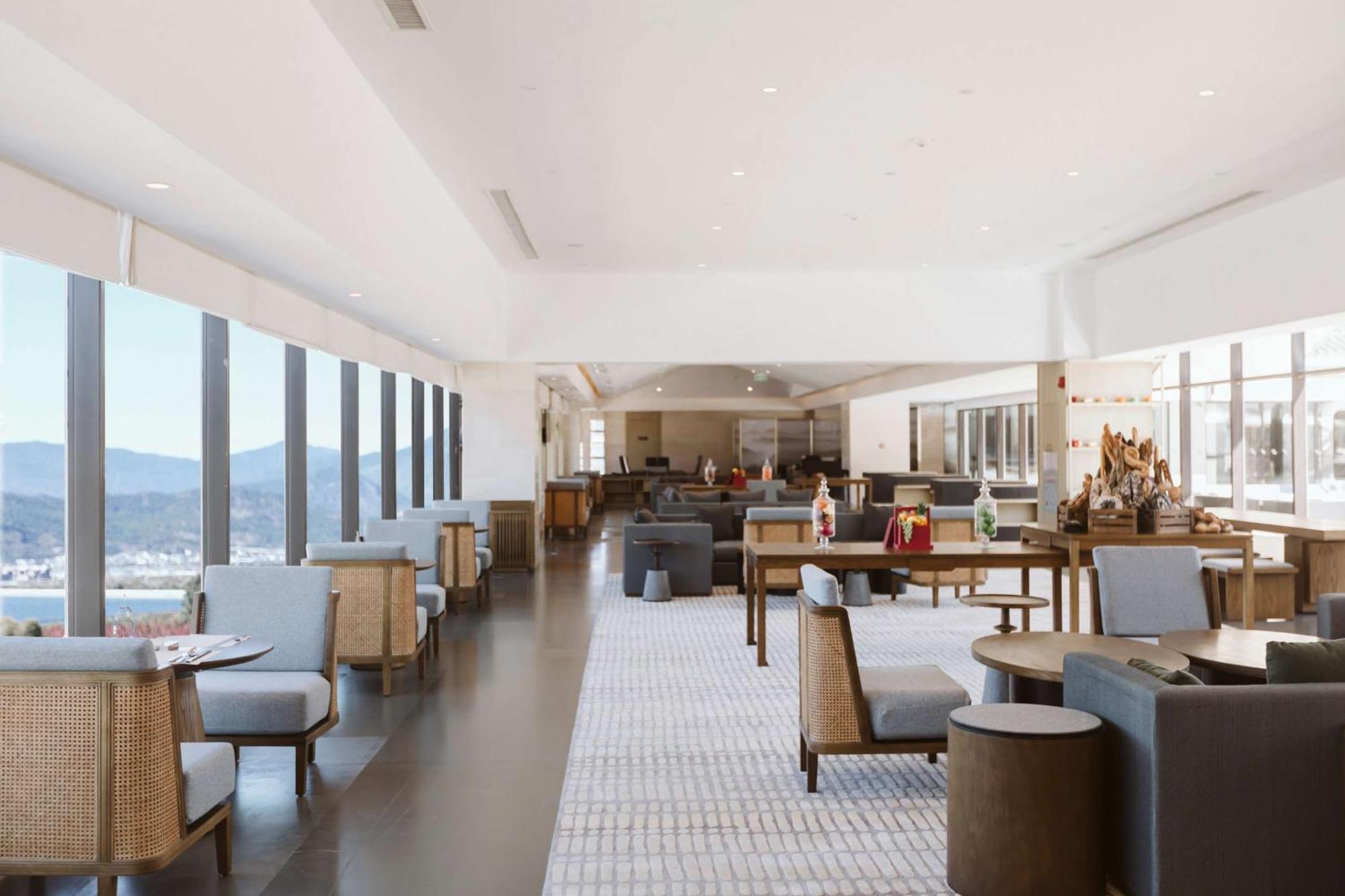 Отель Hilton Lijiang Лицзян Экстерьер фото